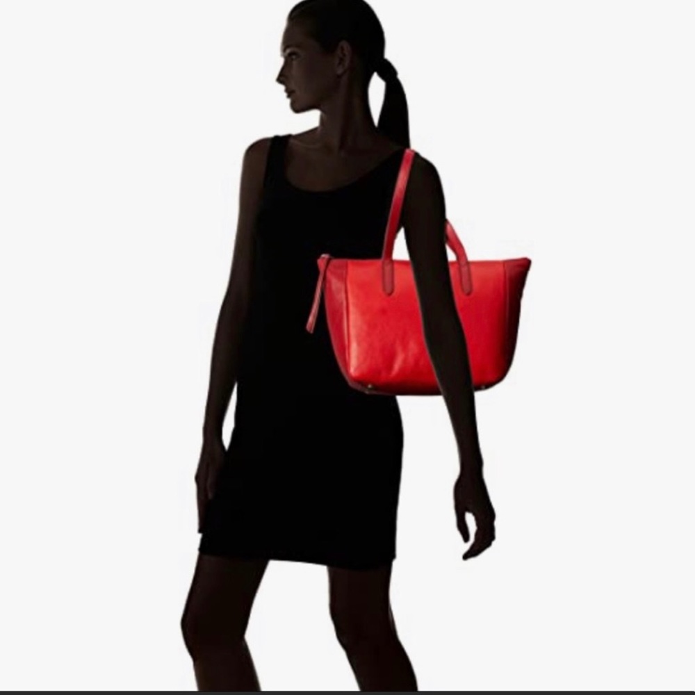 Fossil two tone red zippered tote - Picture 8 of 10